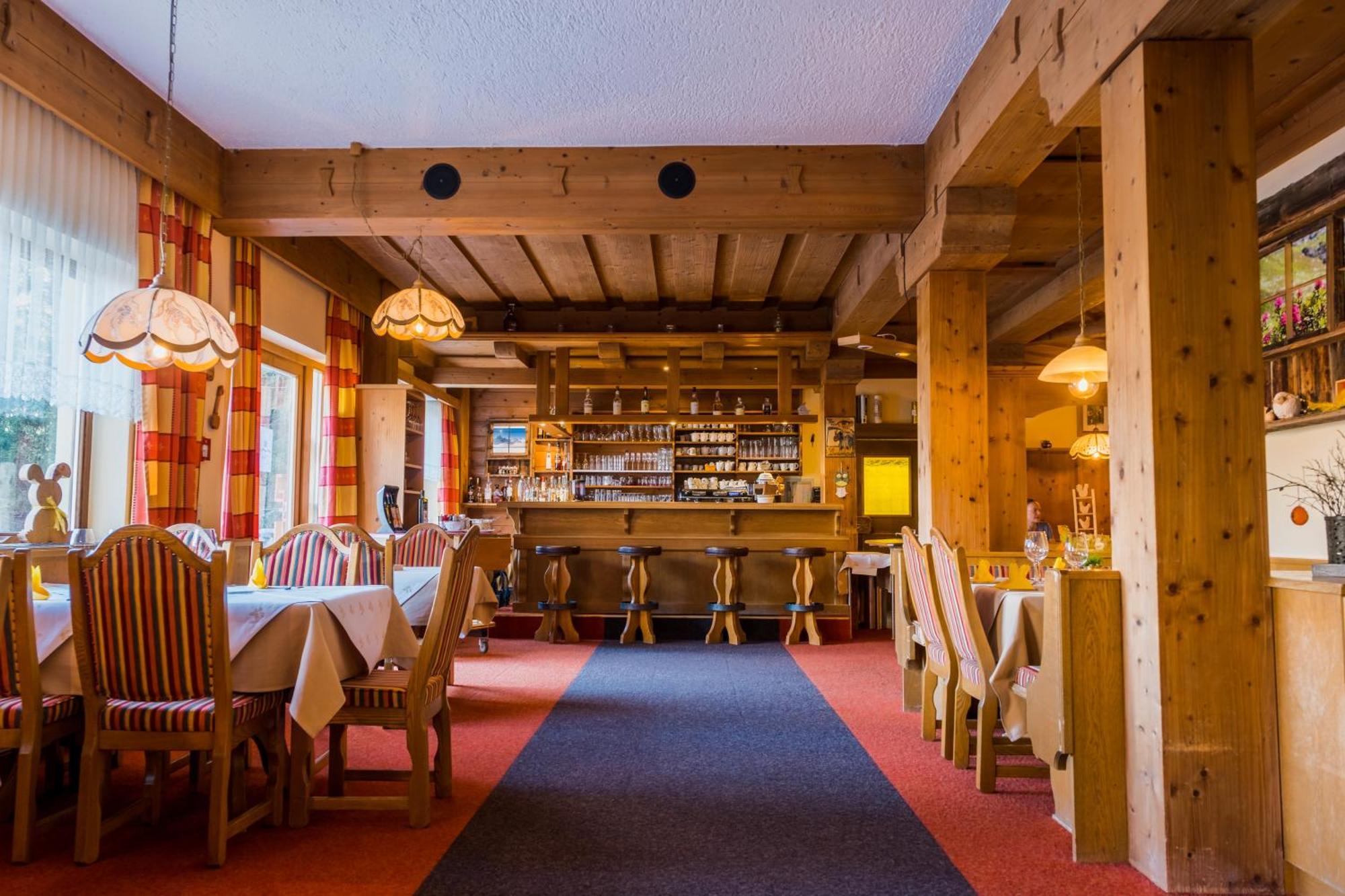 "Quality Hosts Arlberg" Hotel-Gasthof Freisleben サンクト・アントン・アム・アールベルク エクステリア 写真