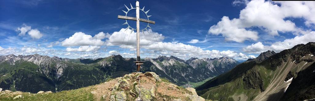 "Quality Hosts Arlberg" Hotel-Gasthof Freisleben サンクト・アントン・アム・アールベルク エクステリア 写真