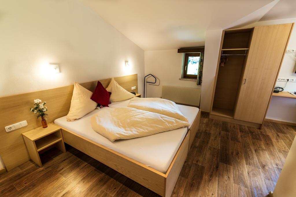 "Quality Hosts Arlberg" Hotel-Gasthof Freisleben サンクト・アントン・アム・アールベルク エクステリア 写真